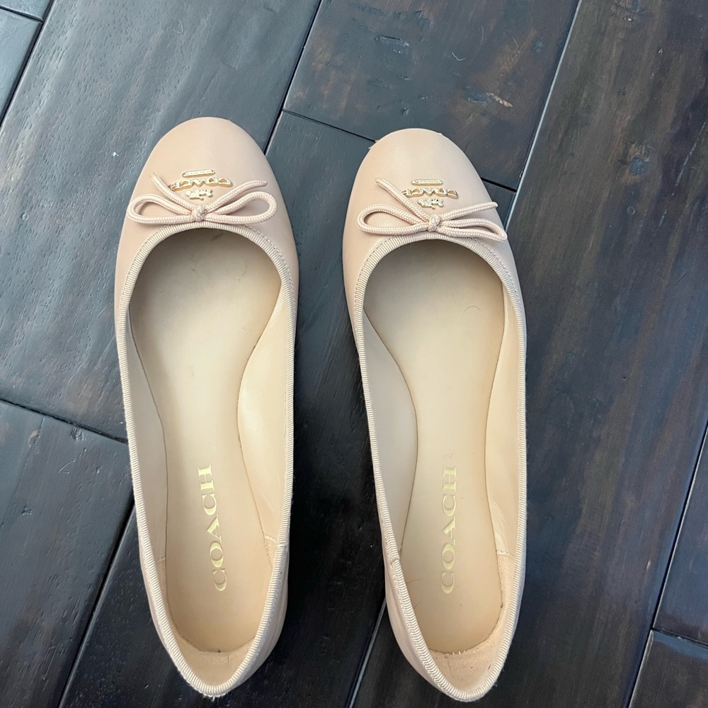Coach Women's Tan Ballet Flats